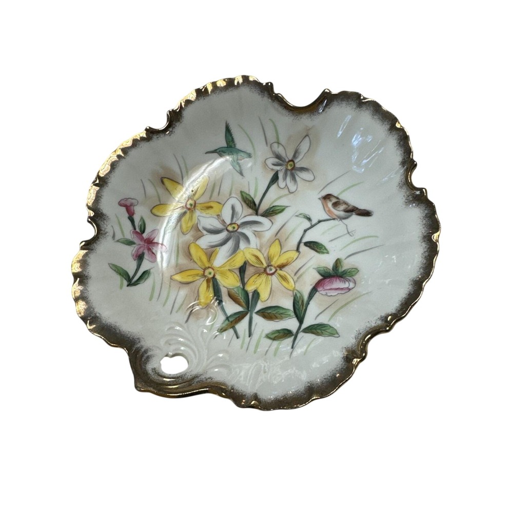 Vintage Hand Painted Bird and Flower Porcelain Scalloped Gold Gilt Bowl N0619